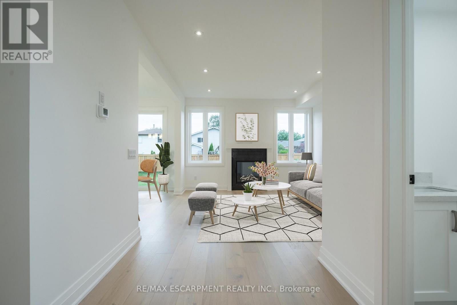 161 Pike Creek Drive, Haldimand, Ontario  N0A 1E0 - Photo 5 - X12723650