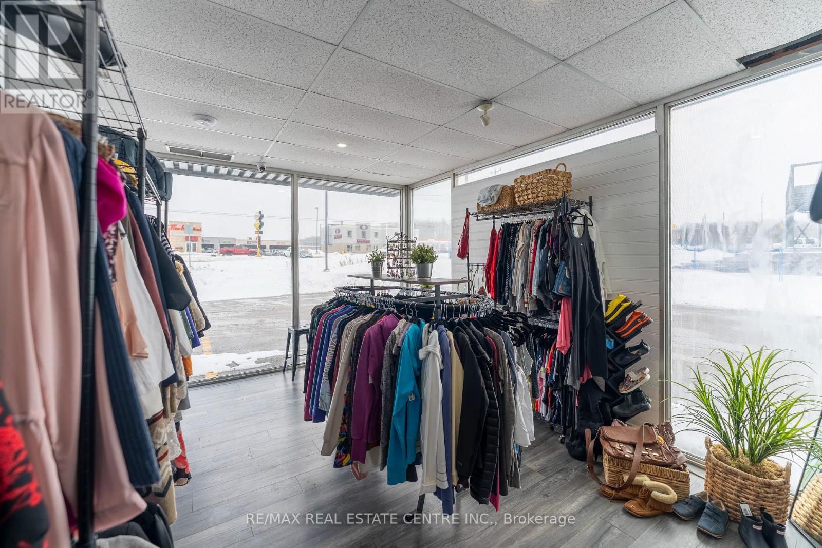 735 Industrial Road, Shelburne, Ontario  L9V 2Z4 - Photo 20 - X12723712