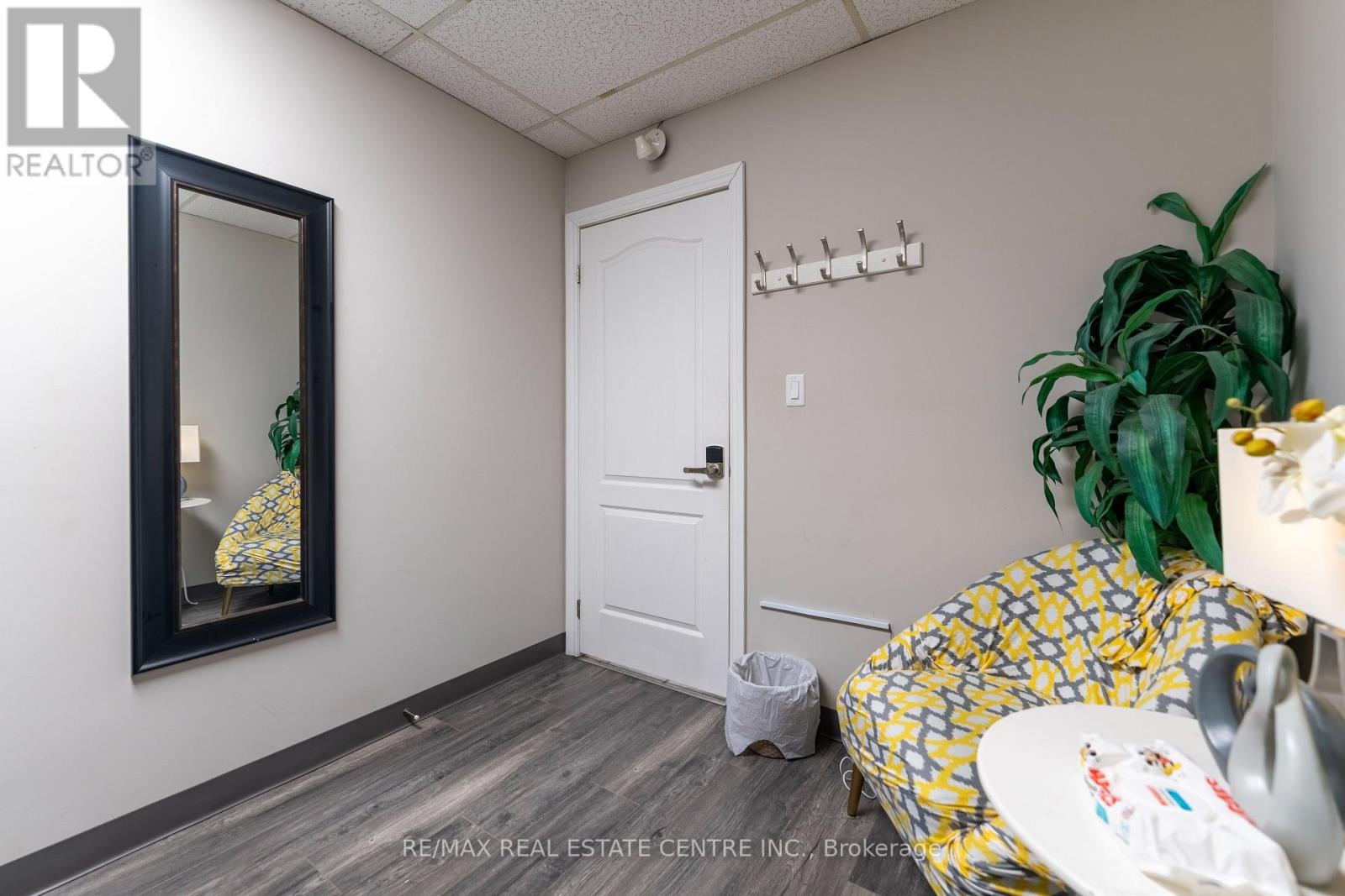 735 Industrial Road, Shelburne, Ontario  L9V 2Z4 - Photo 22 - X12723712