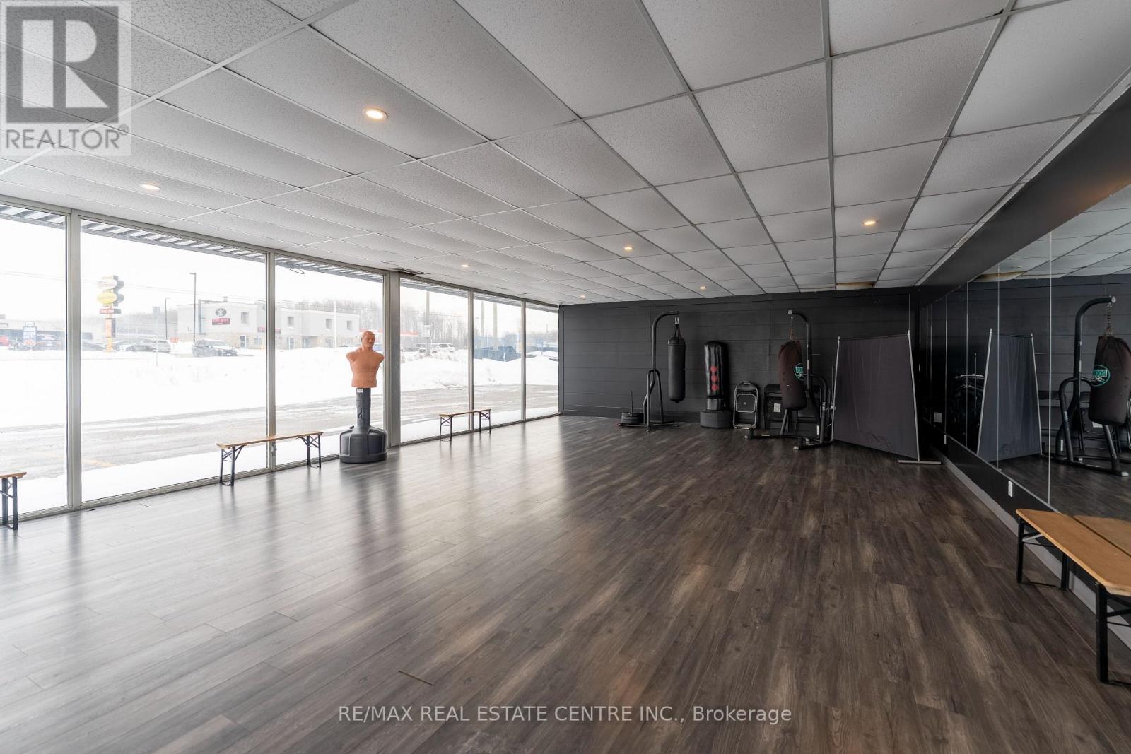 735 Industrial Road, Shelburne, Ontario  L9V 2Z4 - Photo 6 - X12723712