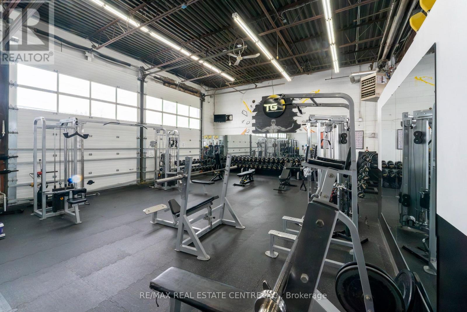 735 Industrial Road, Shelburne, Ontario  L9V 2Z4 - Photo 9 - X12723712