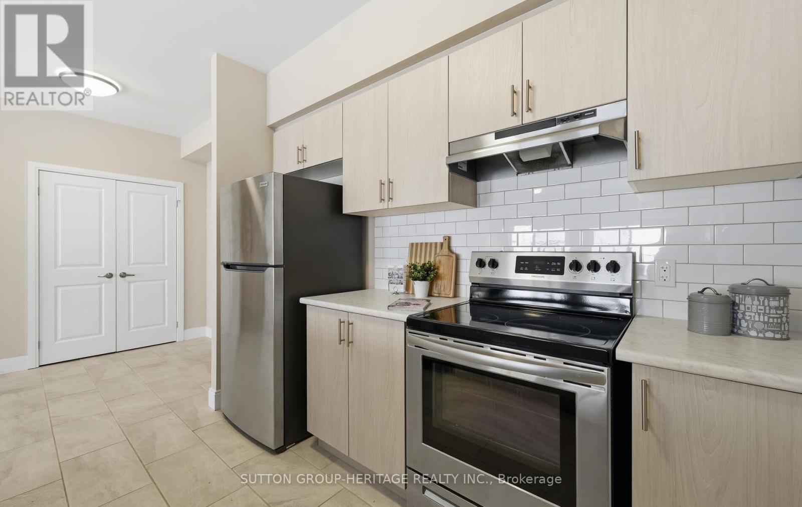 102 - 344 Florence Drive, Peterborough, Ontario  K9J 0K4 - Photo 4 - X12723714