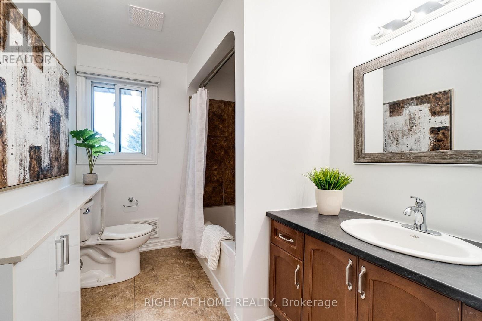 435 Parkside Drive, Hamilton, Ontario  L8B 0Y6 - Photo 18 - X12723736