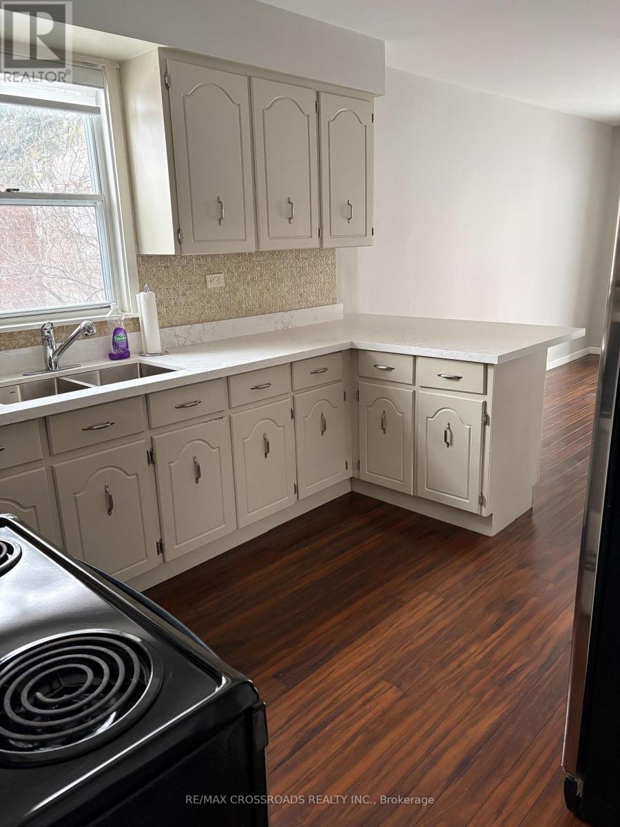 Main - 141 North Bonnington Avenue, Toronto, Ontario  M1K 1Y2 - Photo 3 - E12723822