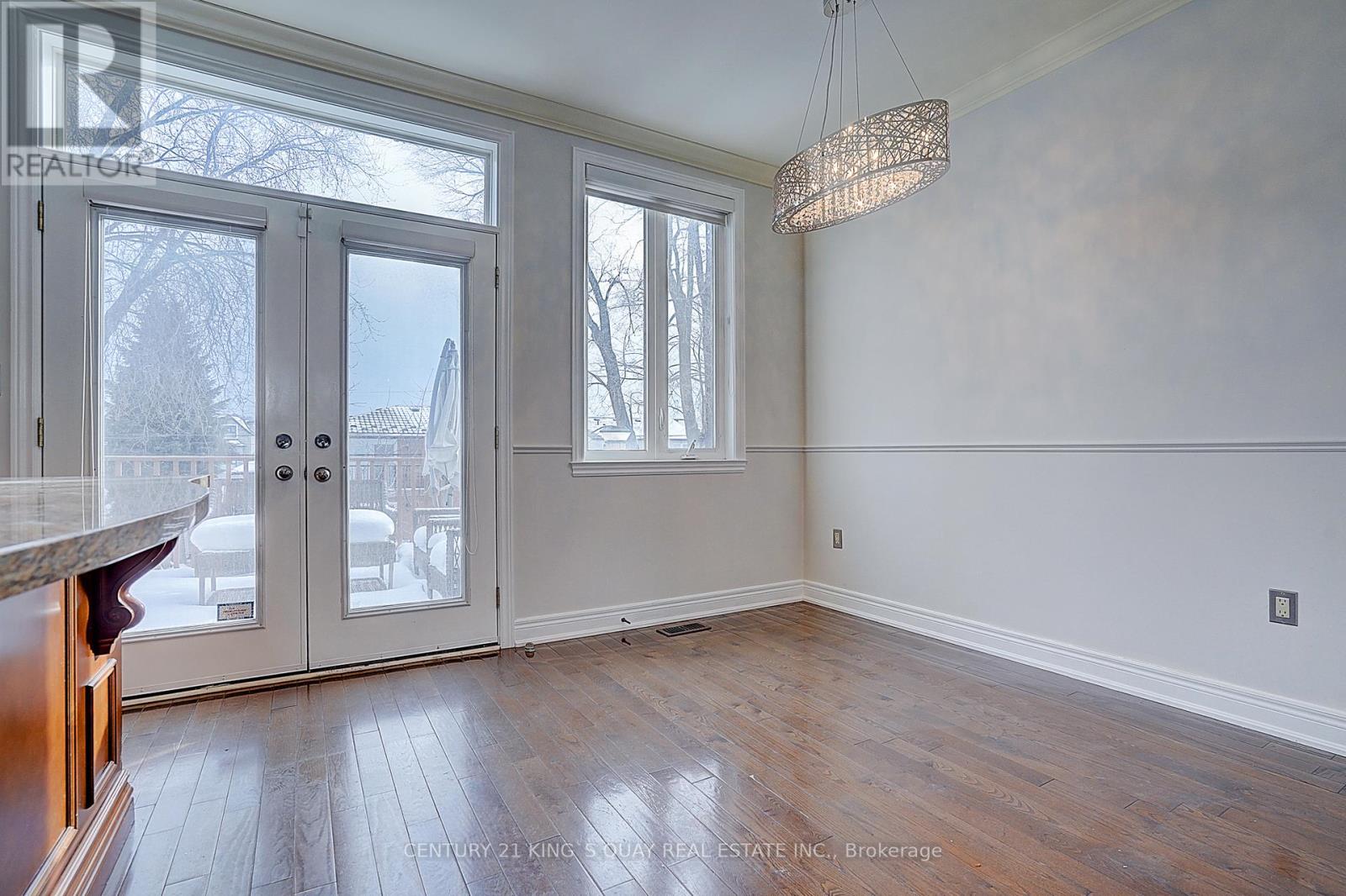 97 Evans Avenue, Toronto, Ontario  M8Z 1H7 - Photo 20 - W12711290