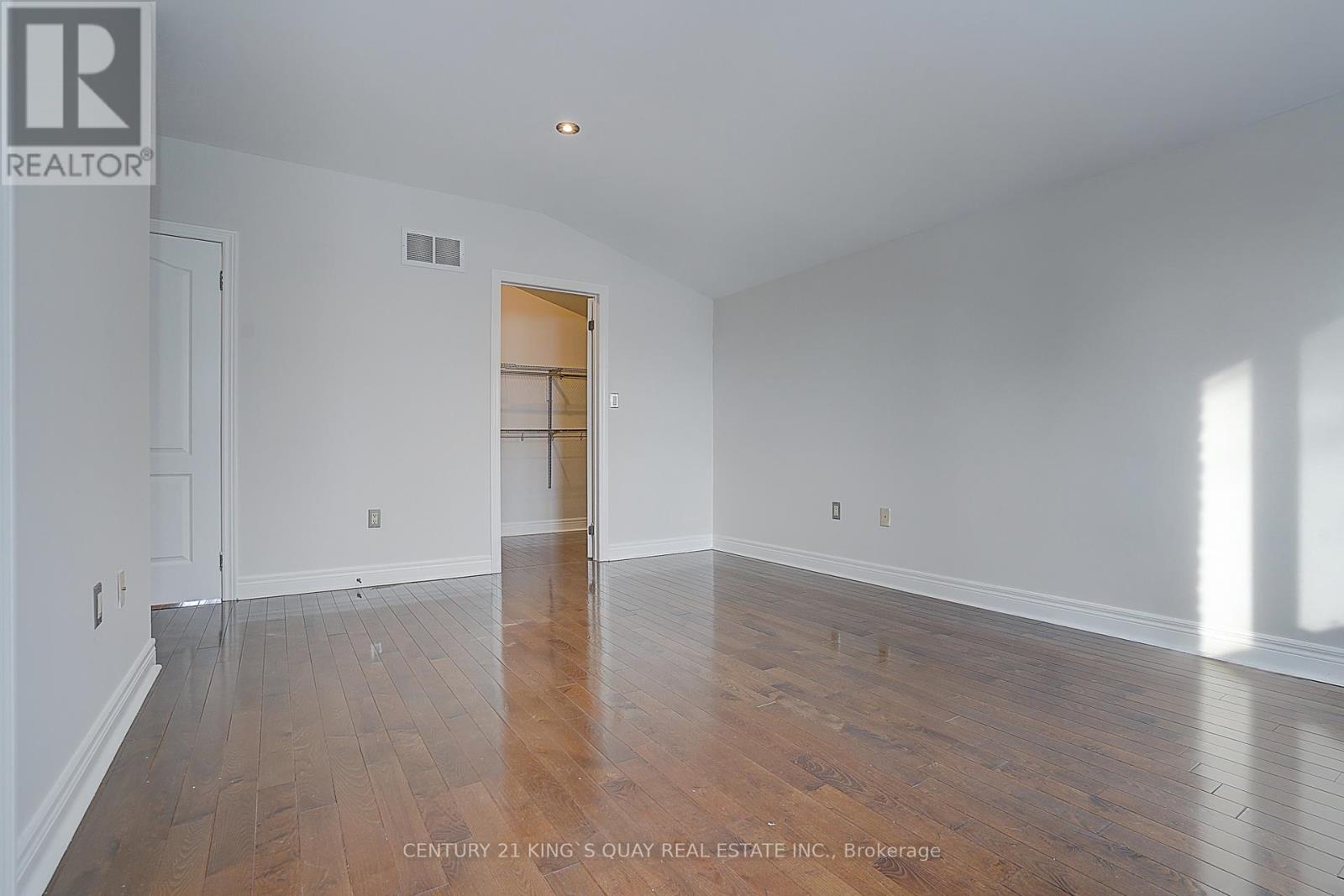 97 Evans Avenue, Toronto, Ontario  M8Z 1H7 - Photo 31 - W12711290