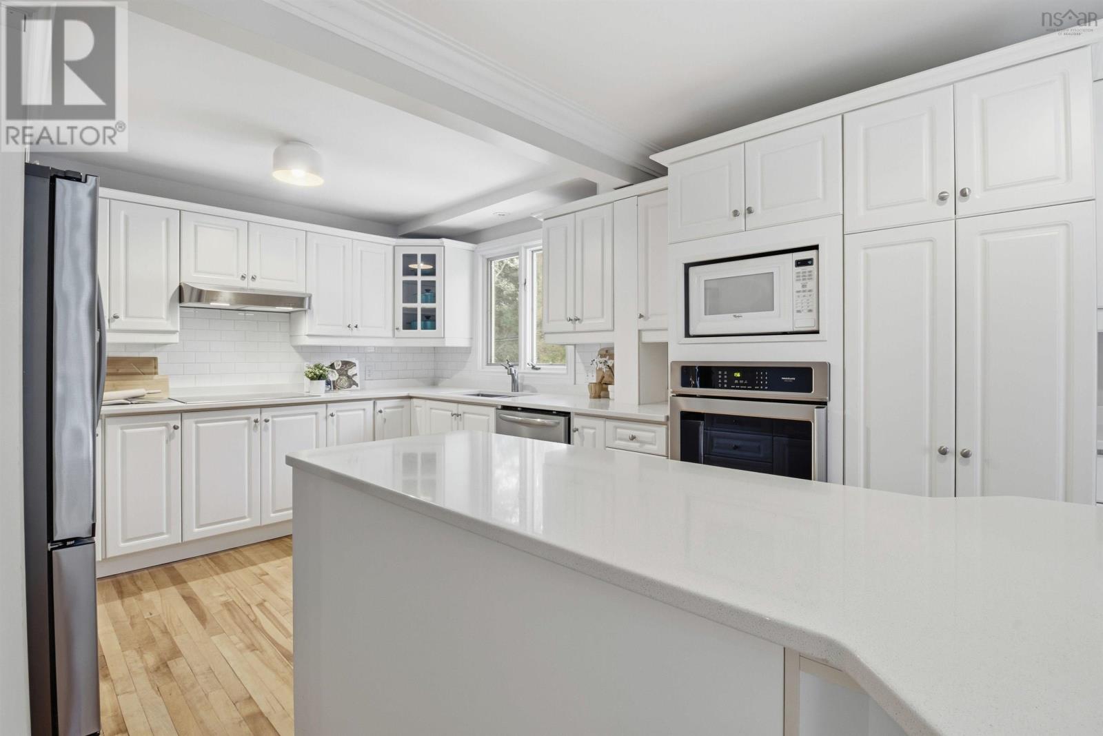 880 Shore Drive, Bedford, Nova Scotia  B4A 2E5 - Photo 17 - 202601391