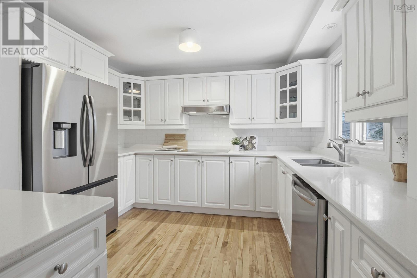 880 Shore Drive, Bedford, Nova Scotia  B4A 2E5 - Photo 18 - 202601391