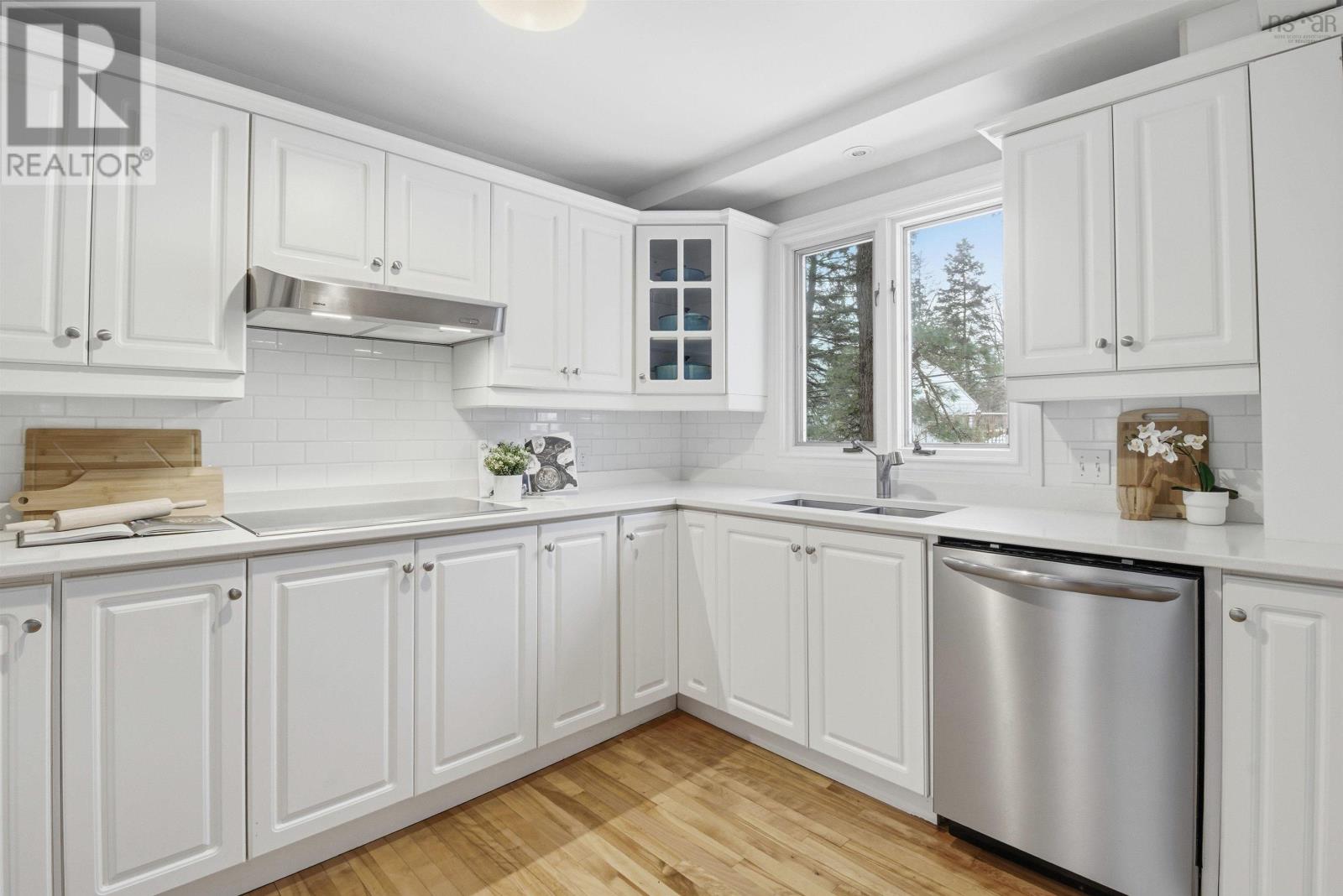 880 Shore Drive, Bedford, Nova Scotia  B4A 2E5 - Photo 19 - 202601391