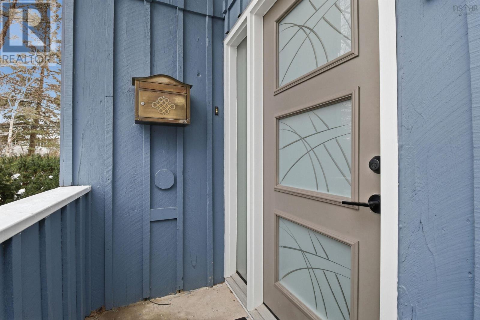 880 Shore Drive, Bedford, Nova Scotia  B4A 2E5 - Photo 4 - 202601391