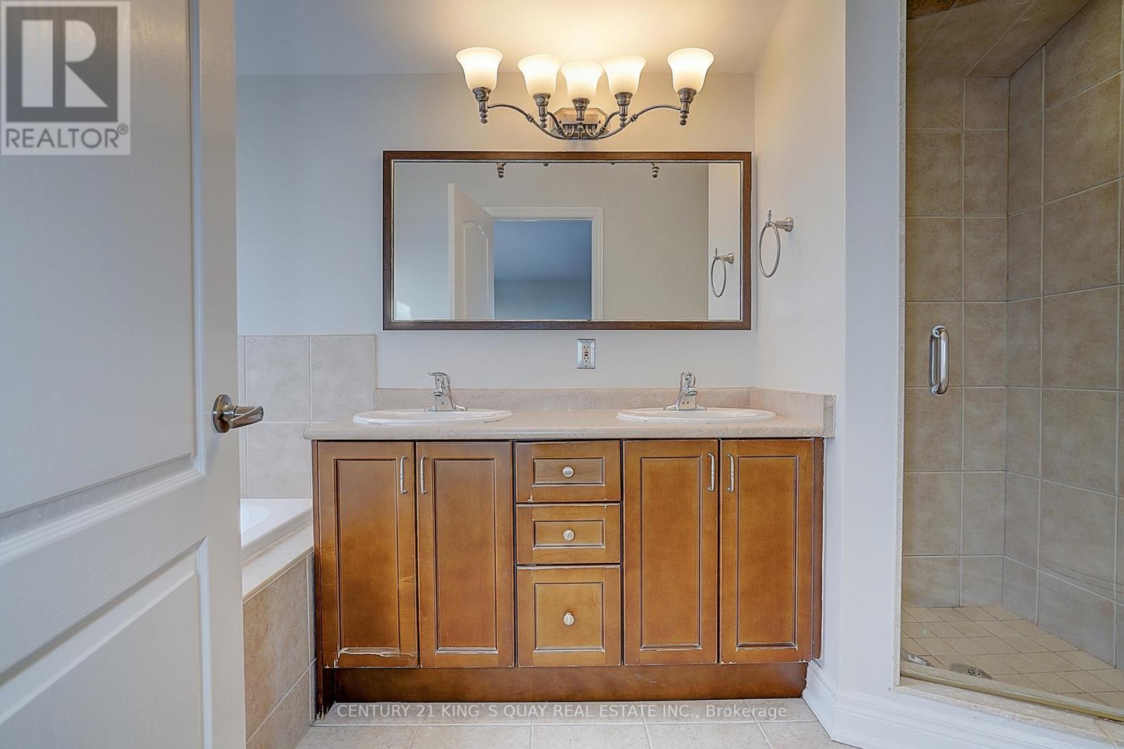 97 Evans Avenue, Toronto, Ontario  M8Z 1H7 - Photo 33 - W12711290