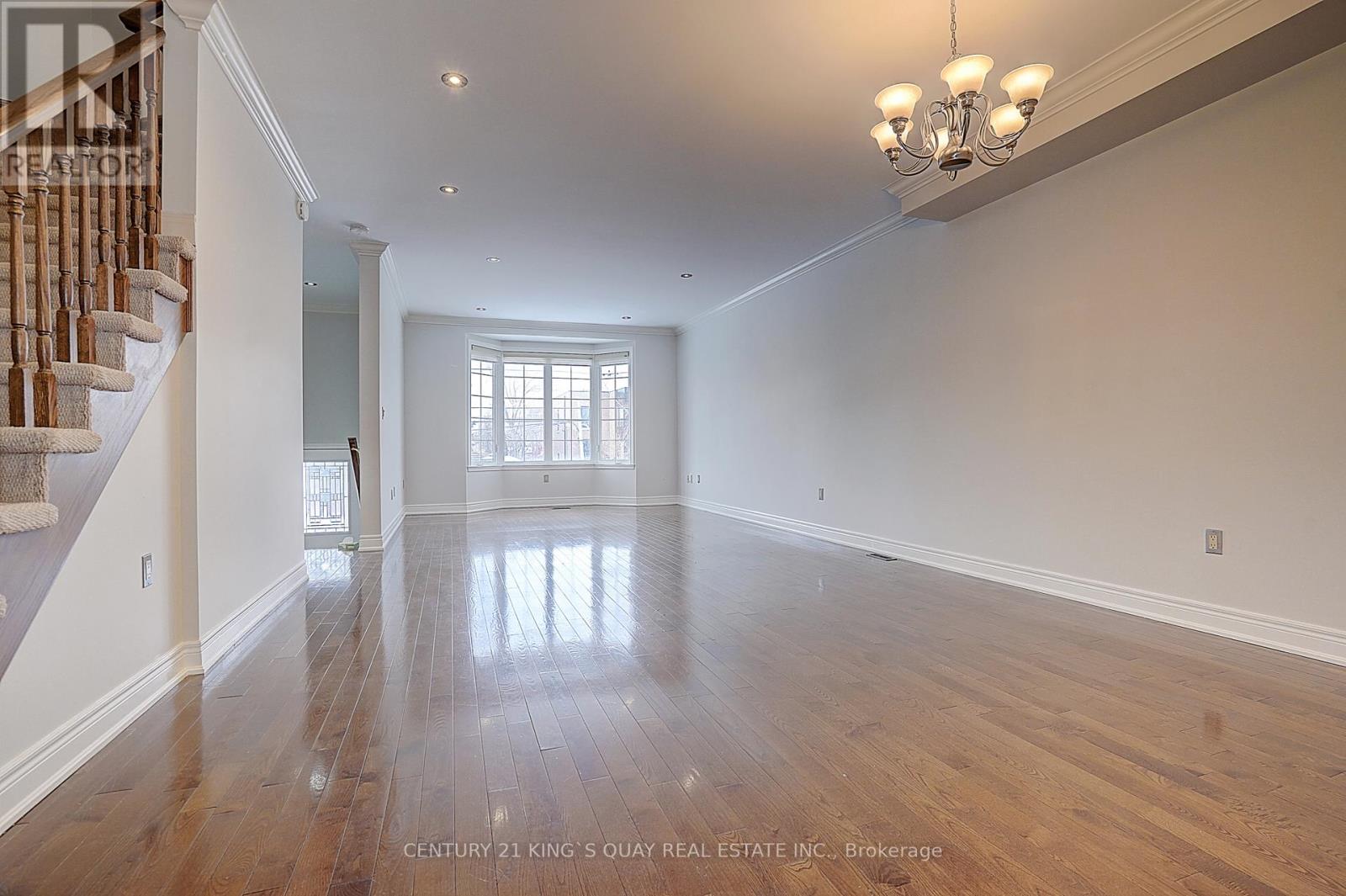 97 Evans Avenue, Toronto, Ontario  M8Z 1H7 - Photo 7 - W12711290