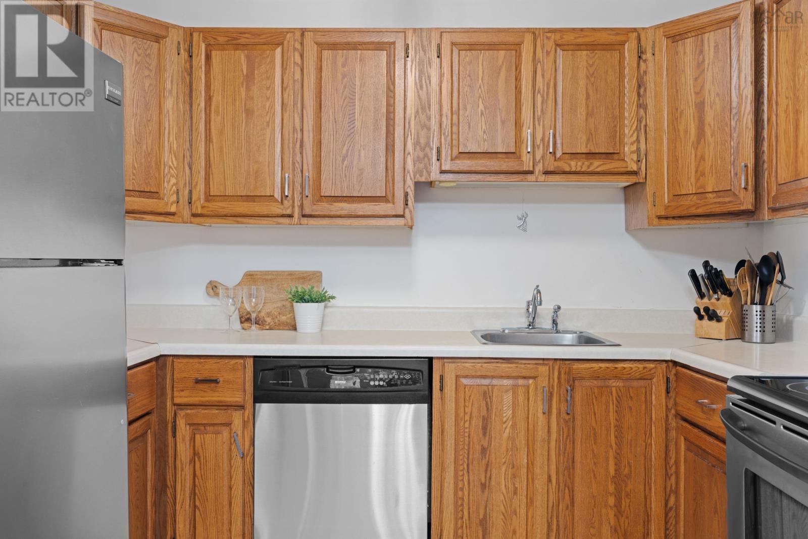 312 1 Lombardy Lane, Dartmouth, Nova Scotia  B2X 3E4 - Photo 3 - 202601393