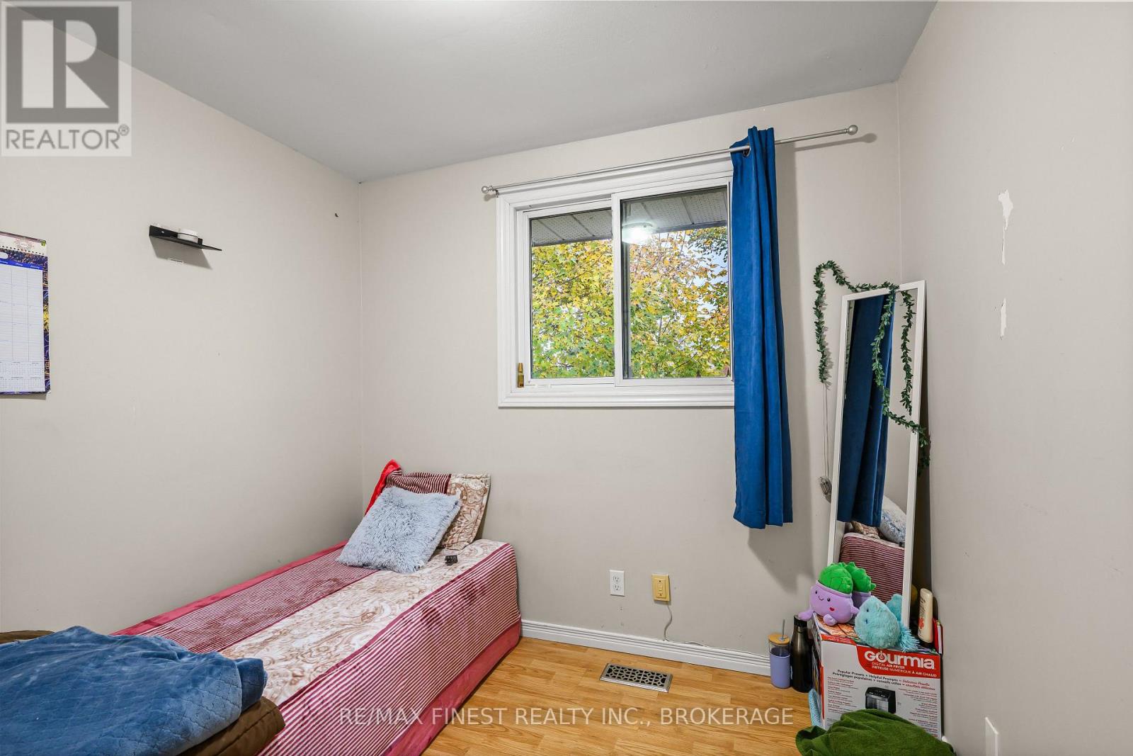 136 Calderwood Drive, Kingston (Central City West), Ontario  K7M 6M3 - Photo 19 - X12723960