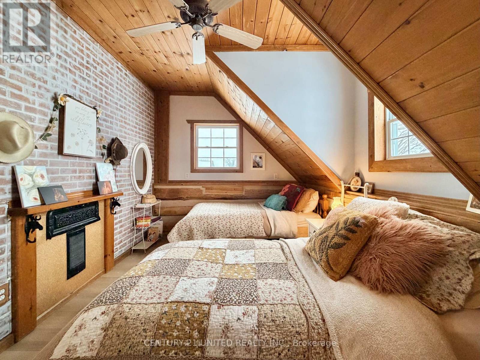 1074 First Line, Douro-Dummer, Ontario  K0L 3A0 - Photo 18 - X12723866