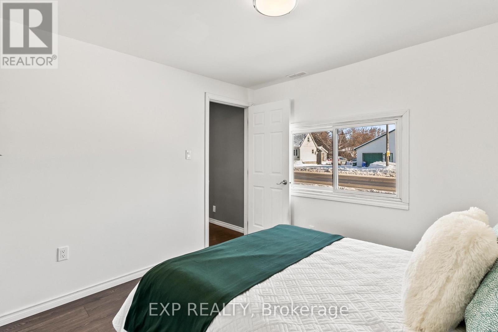 254 Sidney Street, Quinte West, Ontario  K8V 2T6 - Photo 13 - X12723886