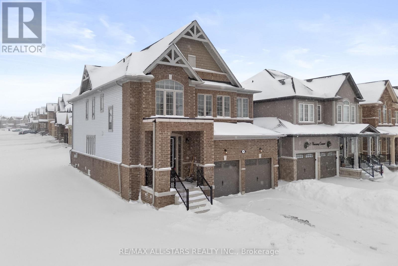 19 Hennessey Crescent, Kawartha Lakes, Ontario  K9V 0P2 - Photo 1 - X12723920