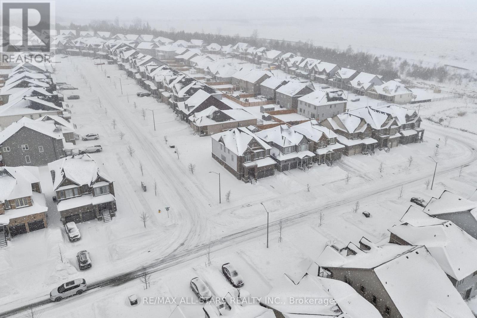 19 Hennessey Crescent, Kawartha Lakes, Ontario  K9V 0P2 - Photo 6 - X12723920