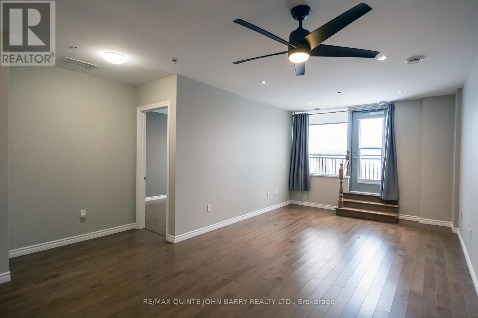 410 - 199 Front Street, Belleville, Ontario  K8N 5H5 - Photo 11 - X12723964