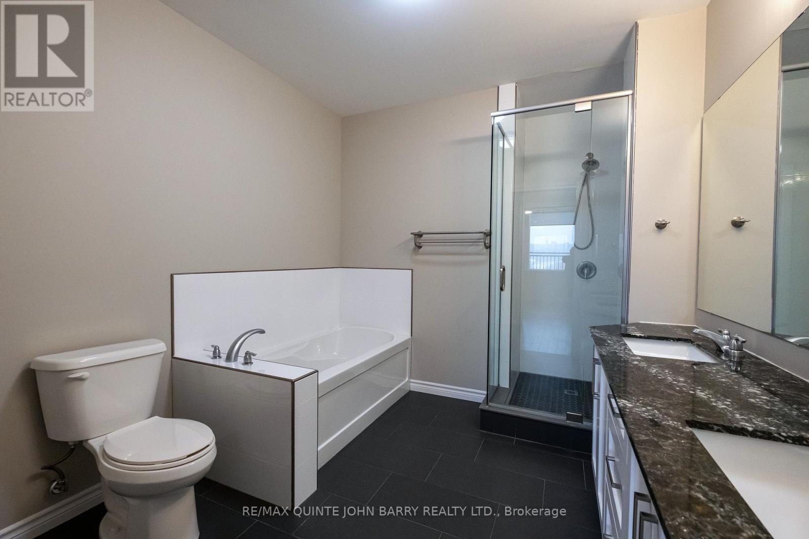 410 - 199 Front Street, Belleville, Ontario  K8N 5H5 - Photo 17 - X12723964