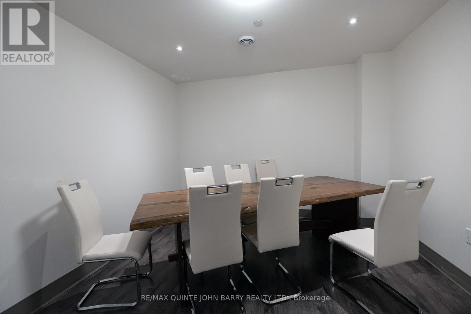 410 - 199 Front Street, Belleville, Ontario  K8N 5H5 - Photo 25 - X12723964