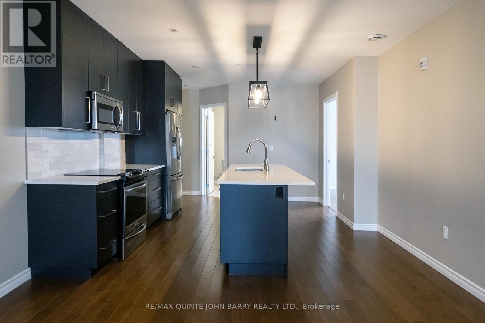 410 - 199 Front Street, Belleville, Ontario  K8N 5H5 - Photo 7 - X12723964