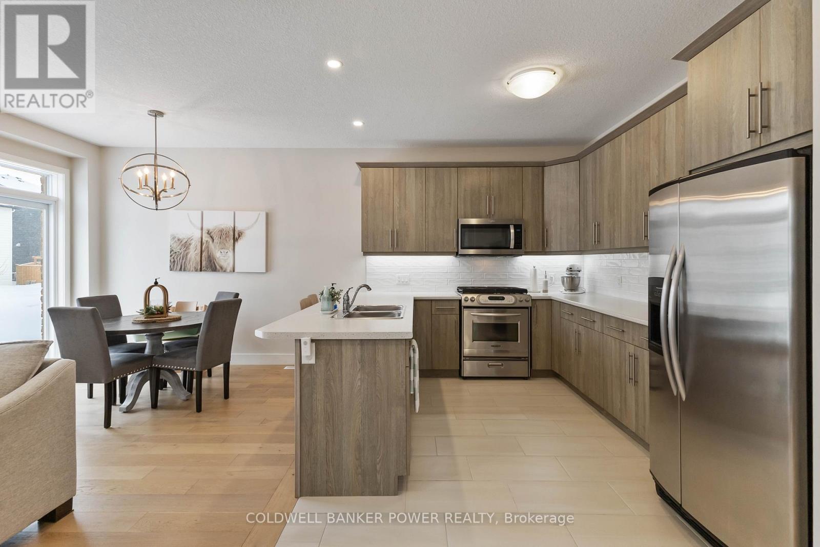 405 Edgevalley Road, London East, Ontario  N5V 0C2 - Photo 16 - X12723934