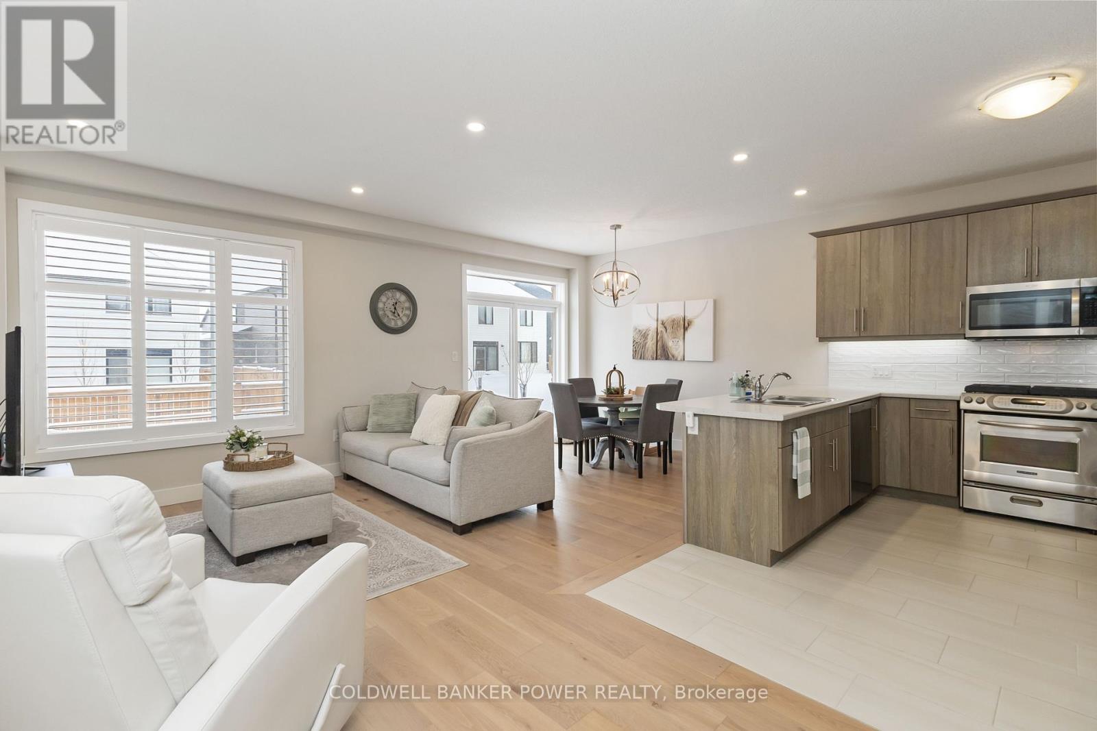 405 Edgevalley Road, London East, Ontario  N5V 0C2 - Photo 7 - X12723934