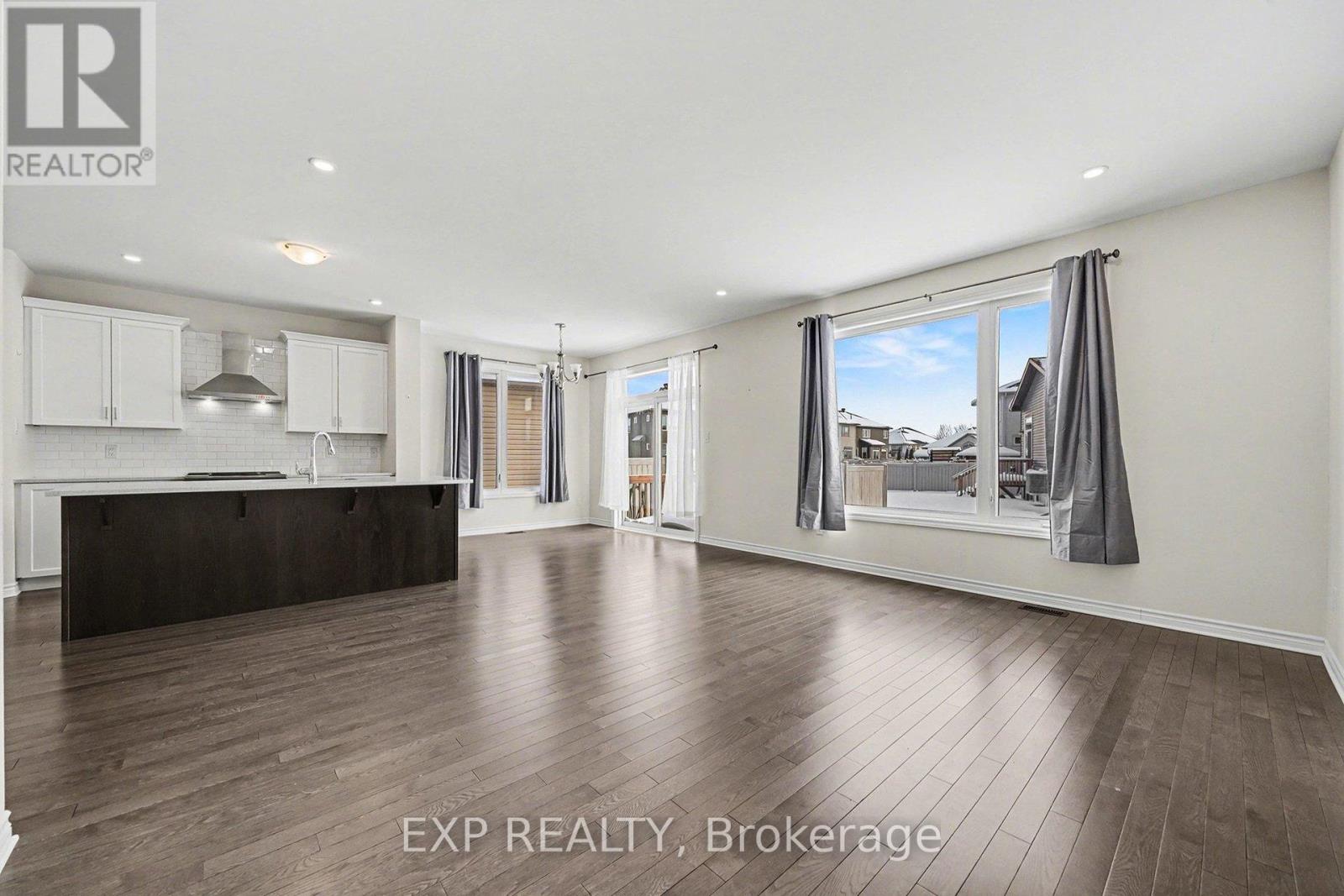 521 Kindred Crescent, North Grenville, Ontario  K0G 1J0 - Photo 8 - X12723954