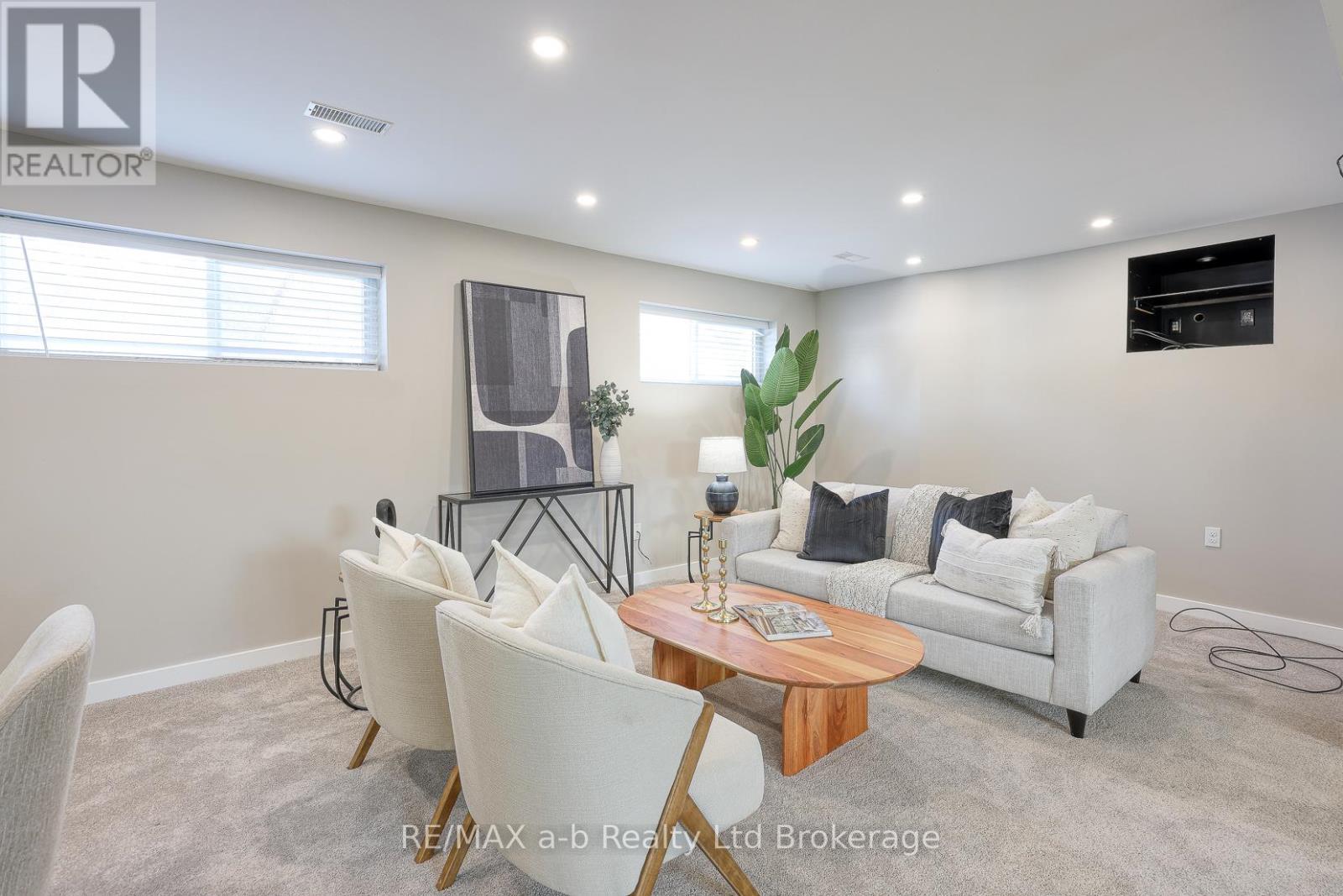 18 Bigham Crescent, Woodstock, Ontario  N4S 8H1 - Photo 26 - X12723860