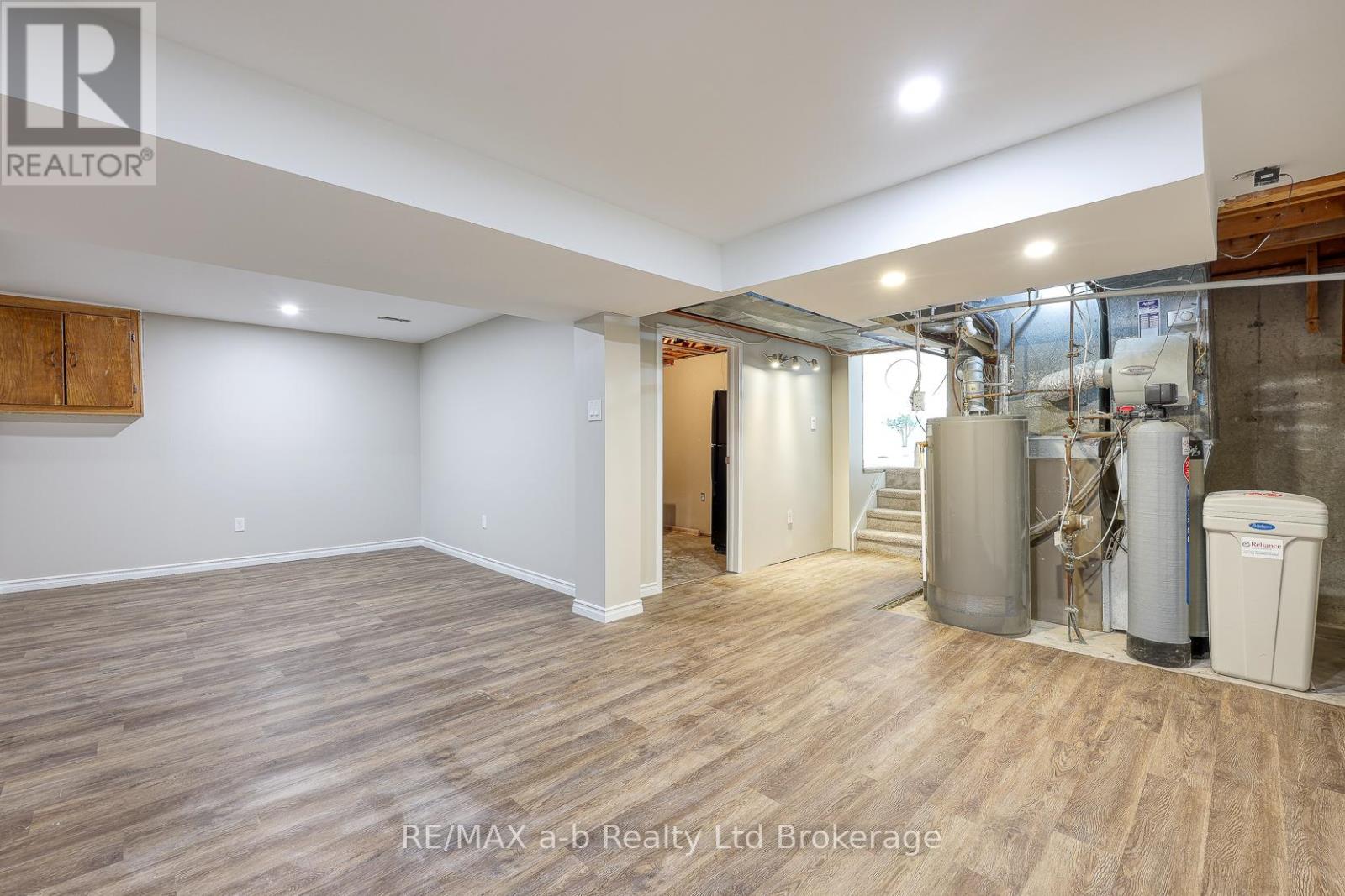 18 Bigham Crescent, Woodstock, Ontario  N4S 8H1 - Photo 35 - X12723860