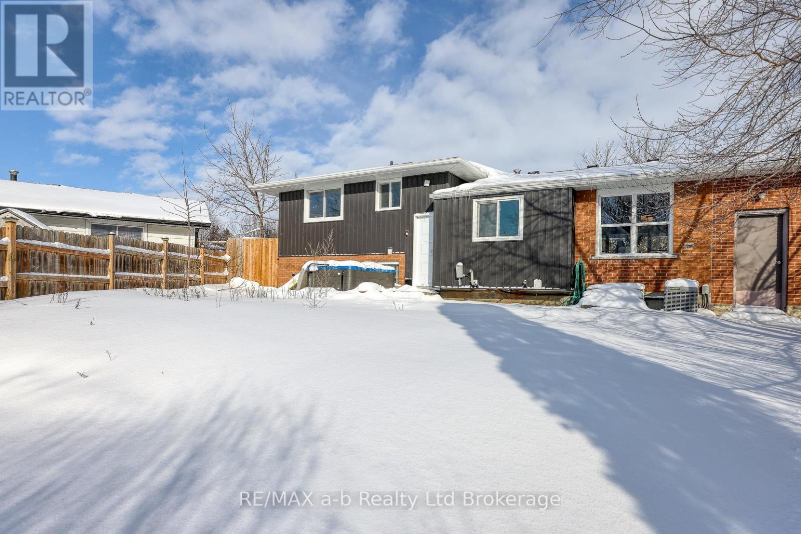 18 Bigham Crescent, Woodstock, Ontario  N4S 8H1 - Photo 48 - X12723860