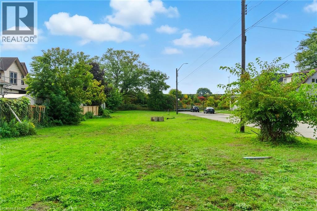 11 Knapmans Drive, Hamilton, Ontario  L8H 7E8 - Photo 16 - 40773065