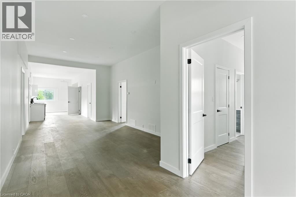 684 Beach Boulevard, Hamilton, Ontario  L8H 6Y4 - Photo 10 - 40773069