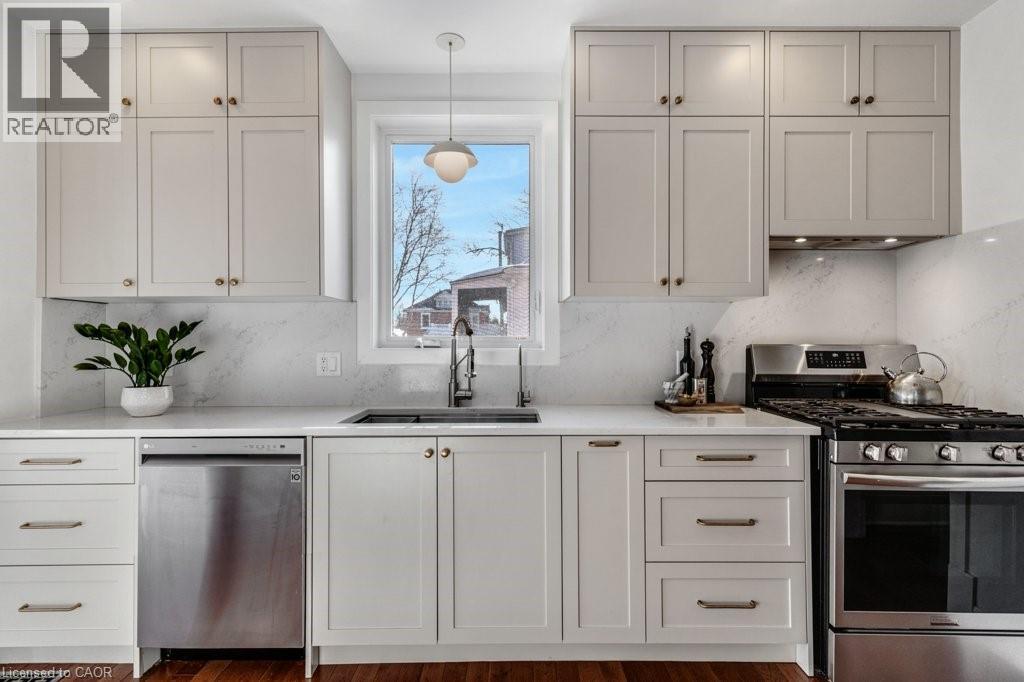 61 Barrie Street, Cambridge, Ontario  N1S 3A8 - Photo 11 - 40793115