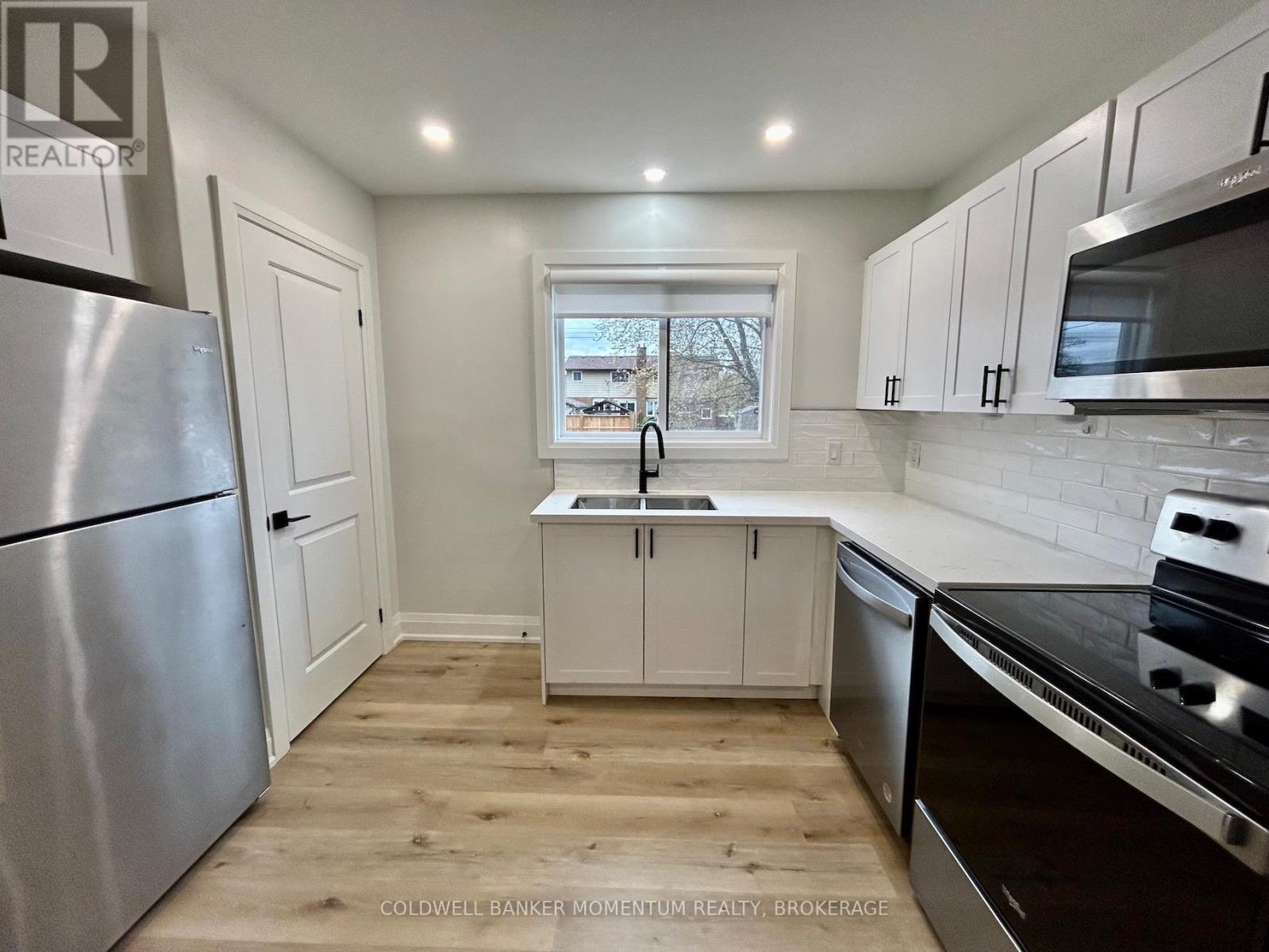 Main - 34 Golden Boulevard, Welland, Ontario  L3B 1H4 - Photo 12 - X12723870