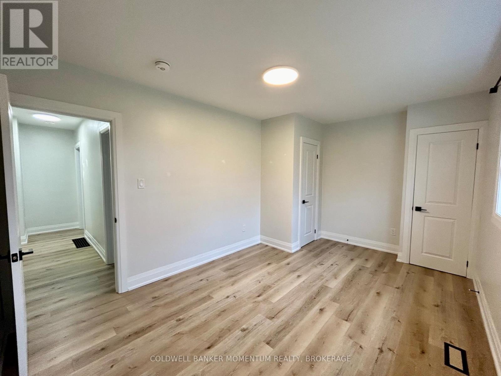 Main - 34 Golden Boulevard, Welland, Ontario  L3B 1H4 - Photo 21 - X12723870