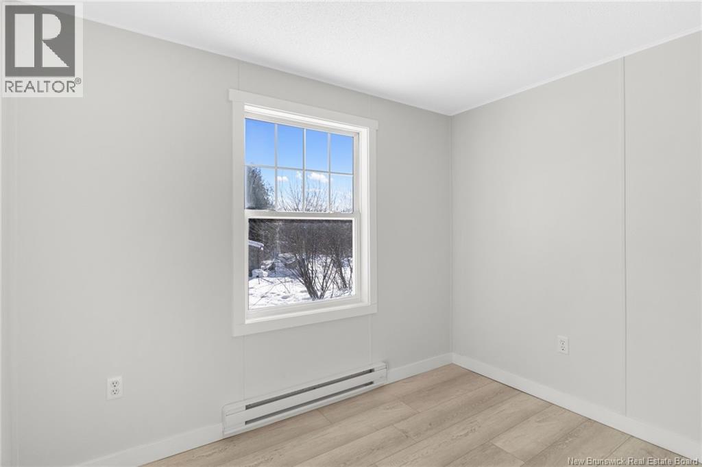 31 Peterson Avenue, New Maryland, New Brunswick  E3C 1P4 - Photo 23 - NB132618