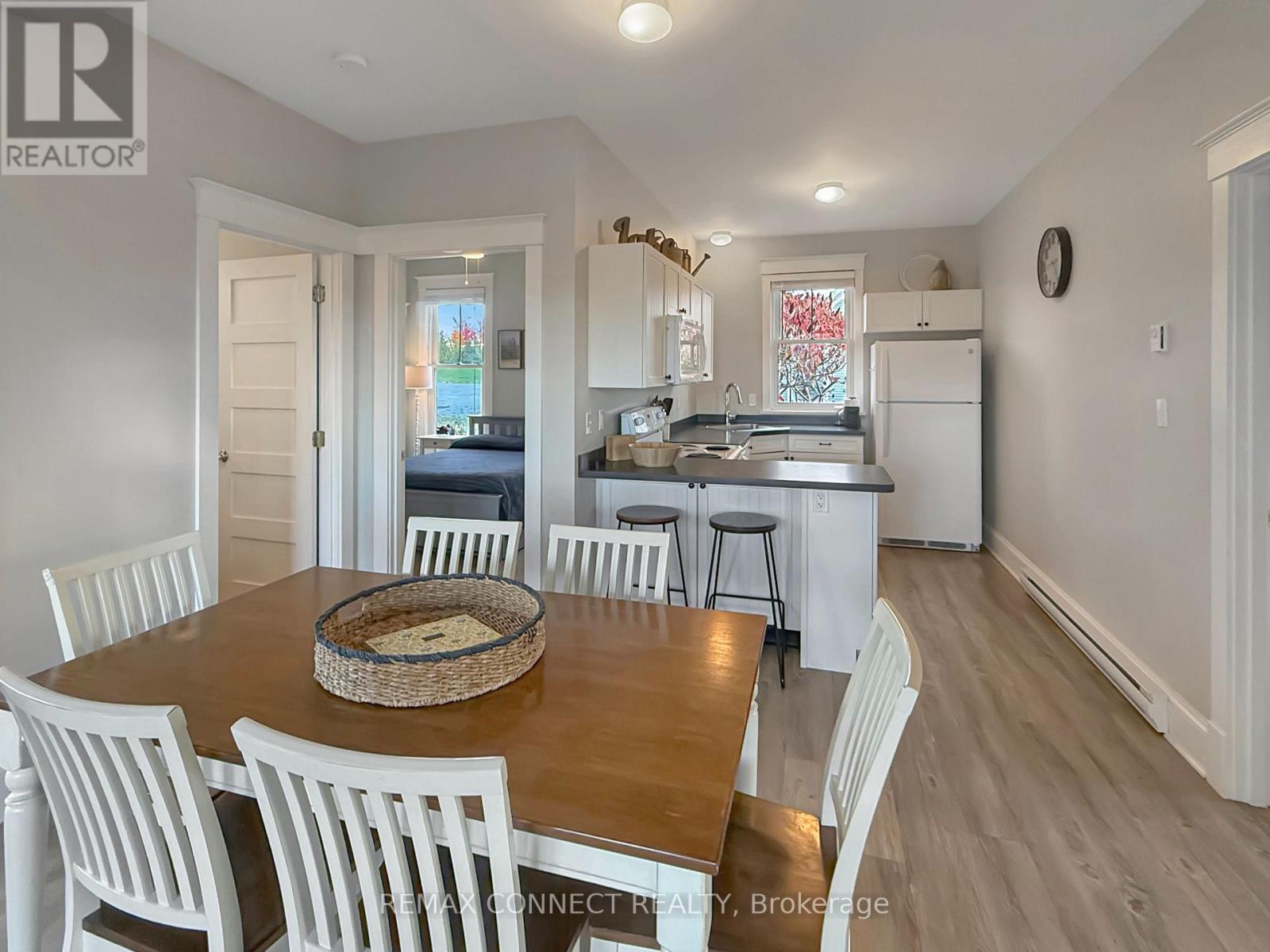 107 - 2 Butternut Lane, Prince Edward County, Ontario  K0K 1P0 - Photo 10 - X12496938