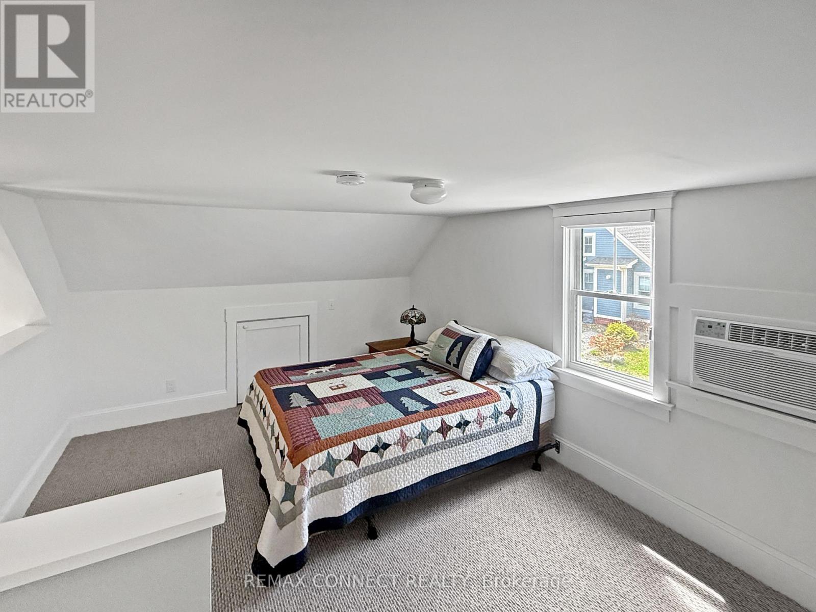 222 - 17 Hollow Lane, Prince Edward County, Ontario  K0K 1P0 - Photo 18 - X12498790