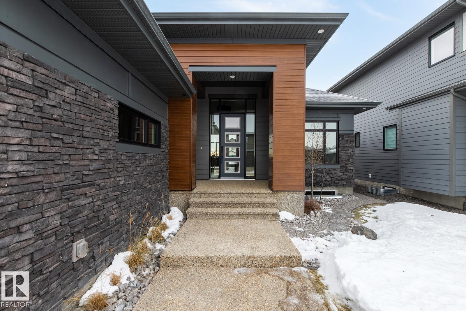 4832 Knight Cr Sw, Edmonton, Alberta  T6W 5A2 - Photo 2 - E4470861