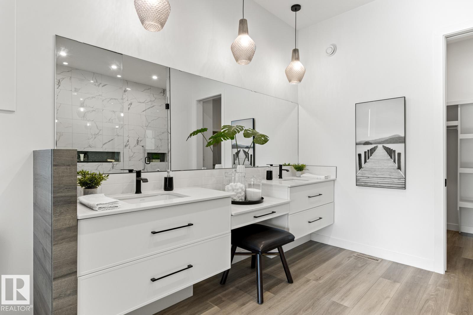 4832 Knight Cr Sw, Edmonton, Alberta  T6W 5A2 - Photo 31 - E4470861