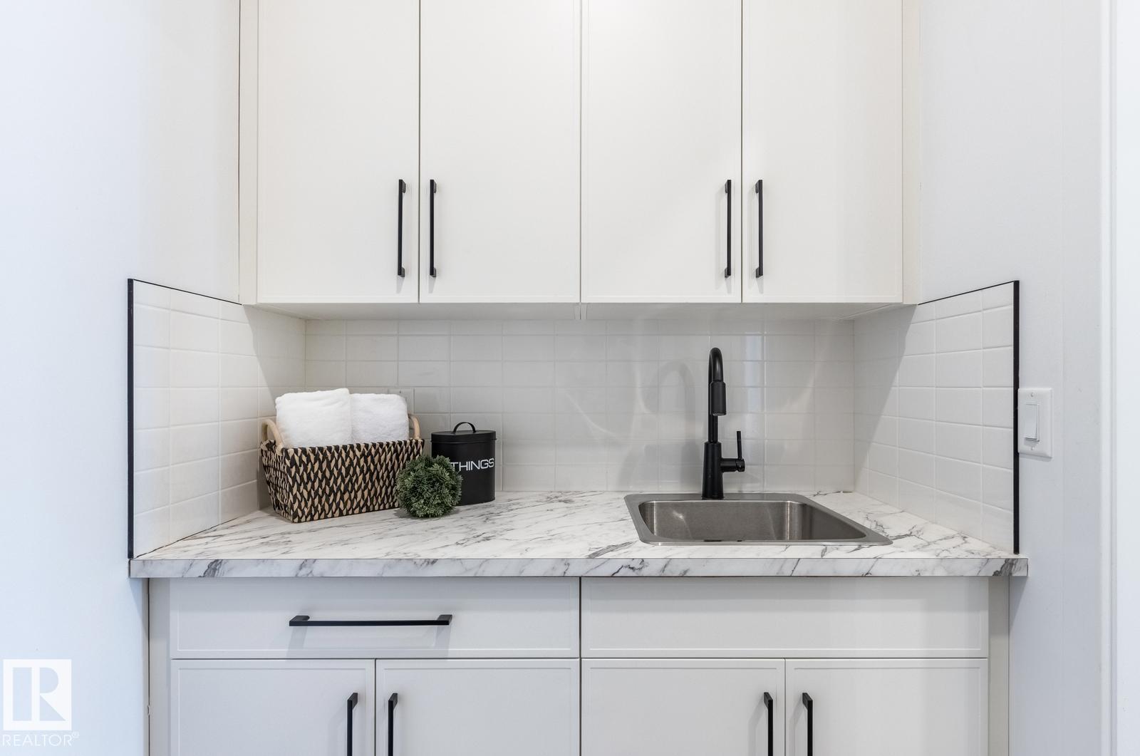 4832 Knight Cr Sw, Edmonton, Alberta  T6W 5A2 - Photo 43 - E4470861