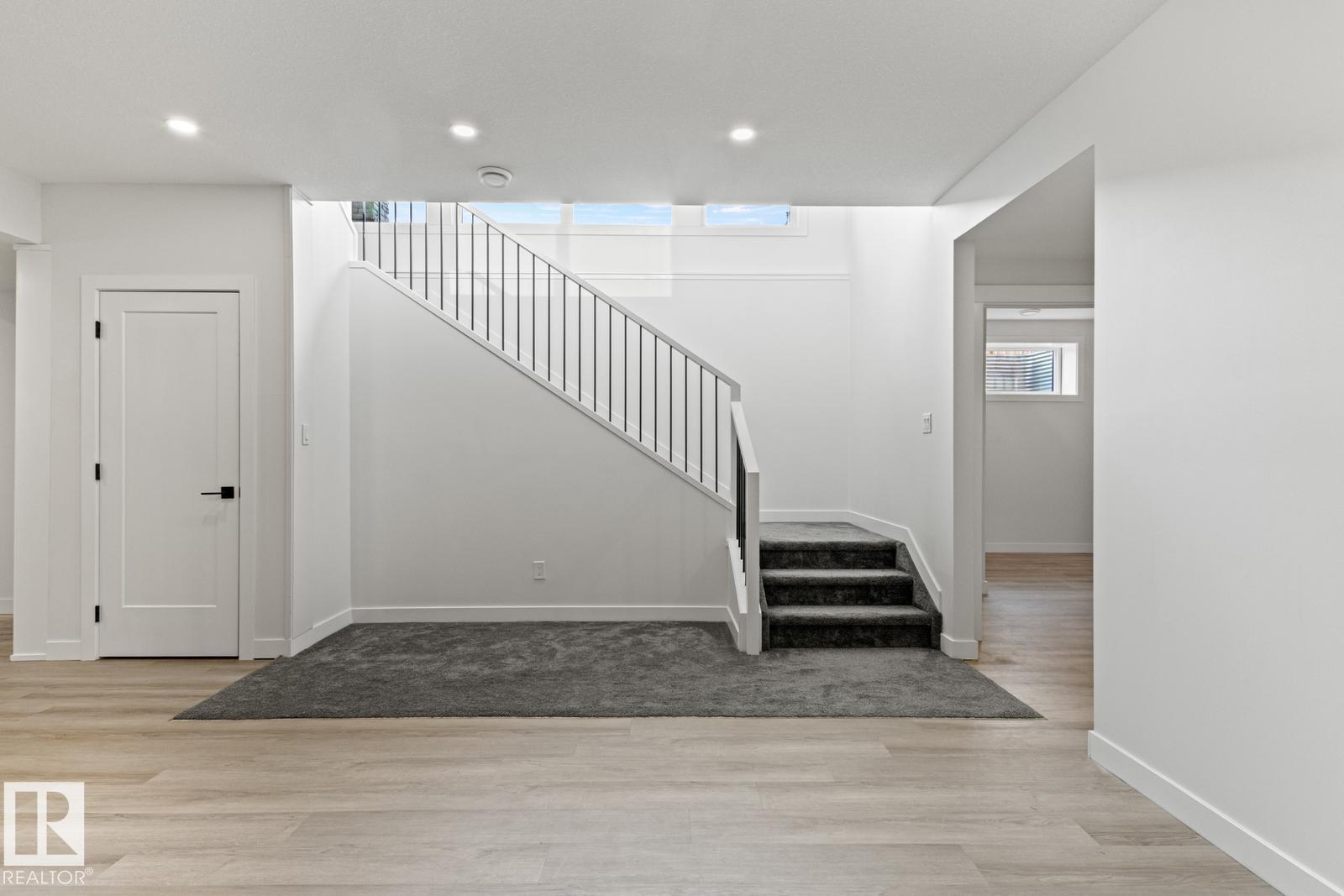 4832 Knight Cr Sw, Edmonton, Alberta  T6W 5A2 - Photo 45 - E4470861