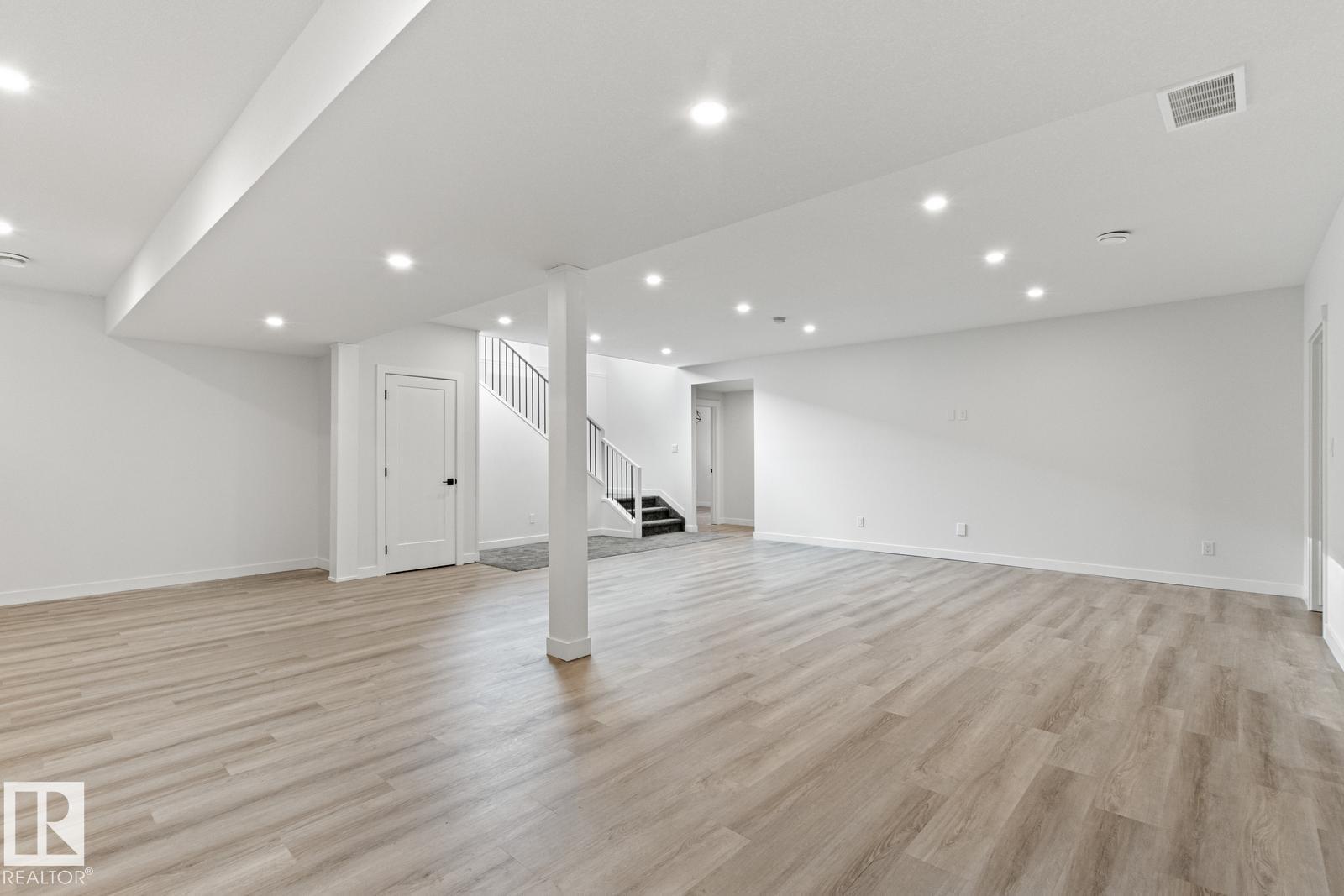 4832 Knight Cr Sw, Edmonton, Alberta  T6W 5A2 - Photo 47 - E4470861