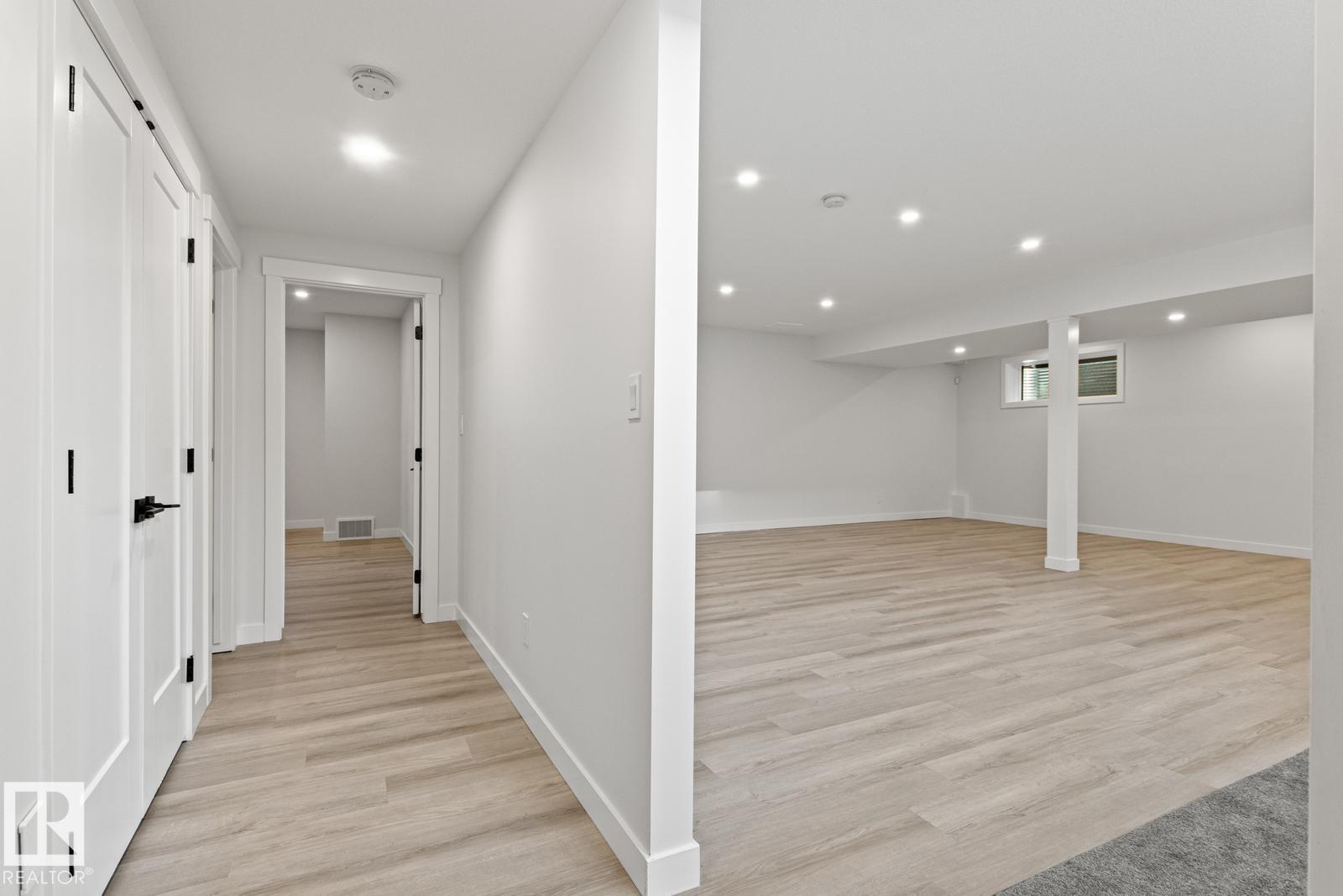 4832 Knight Cr Sw, Edmonton, Alberta  T6W 5A2 - Photo 51 - E4470861