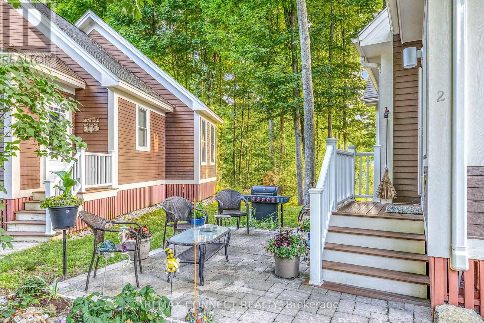 129 - 2 Chipmunk Lane, Prince Edward County, Ontario  K0K 1P0 - Photo 3 - X12498890