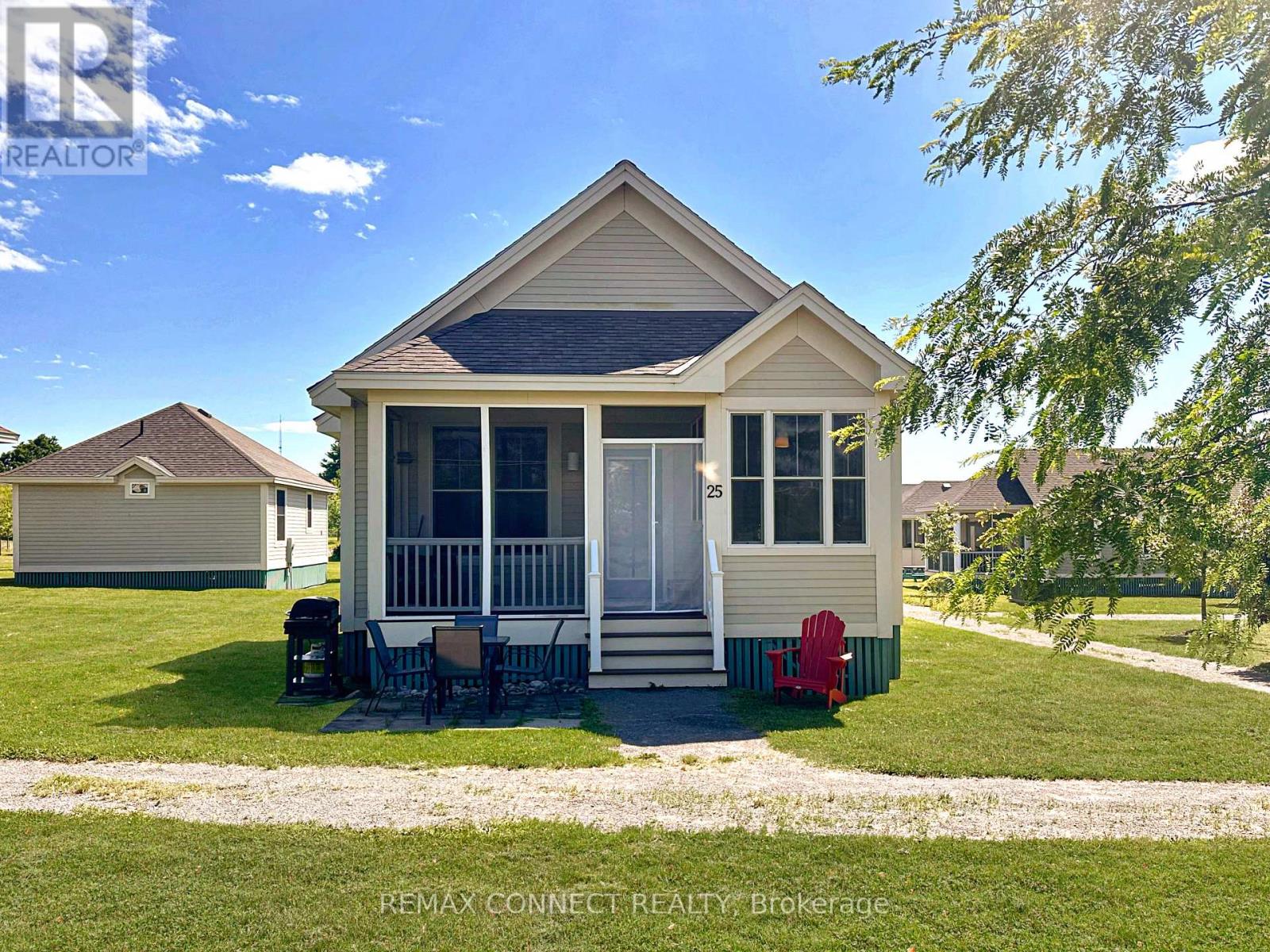 33 - 25 Butternut Lane, Prince Edward County, Ontario  K0K 1P0 - Photo 2 - X12657968