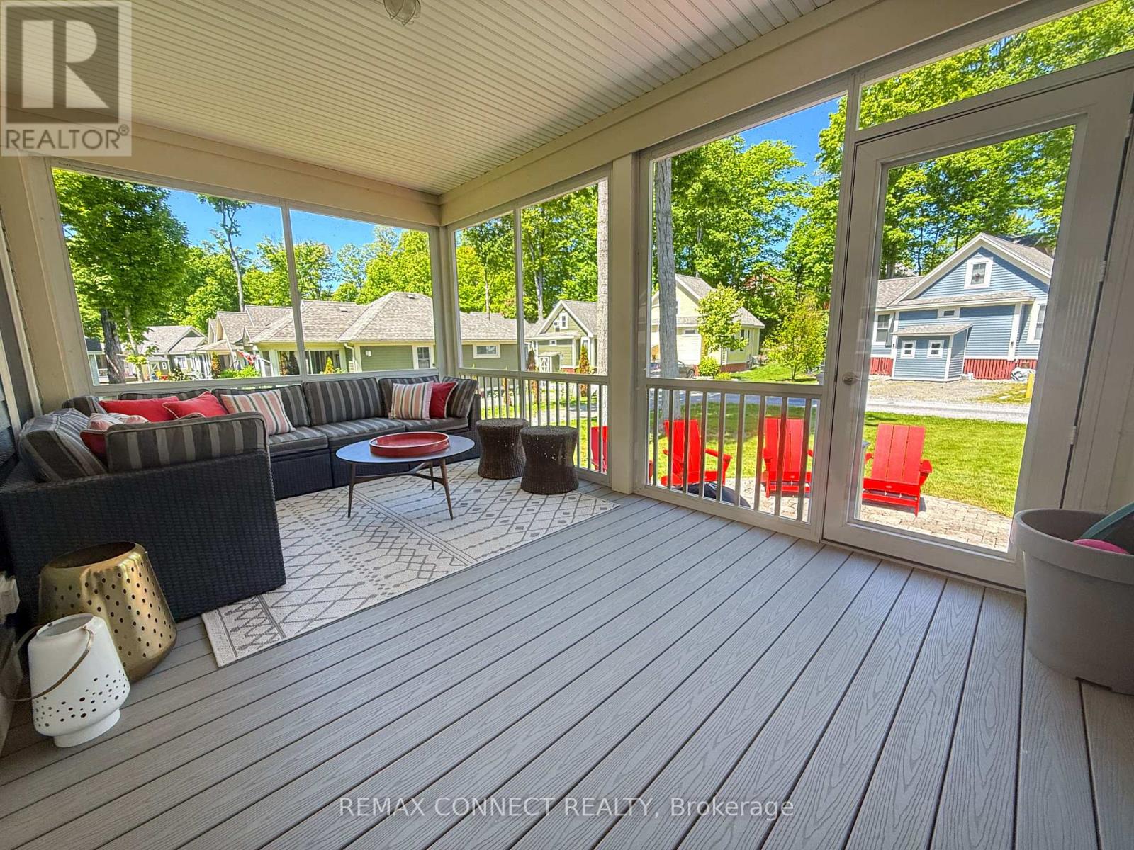 215 - 5 Hollow Lane, Prince Edward County, Ontario  K0K 1P0 - Photo 5 - X12657852