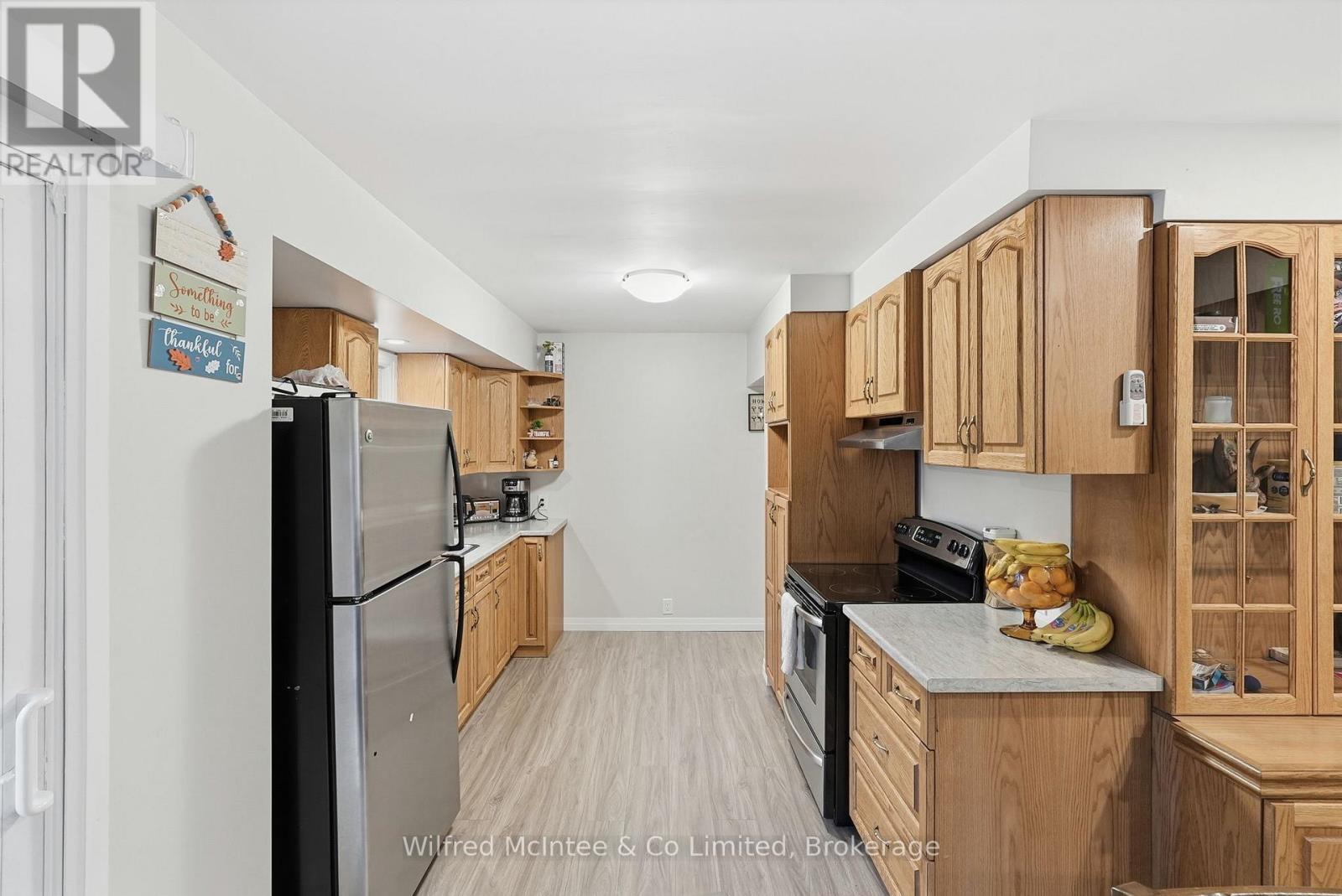 856 York Avenue N, North Perth, Ontario  N4W 2Y6 - Photo 12 - X12723504